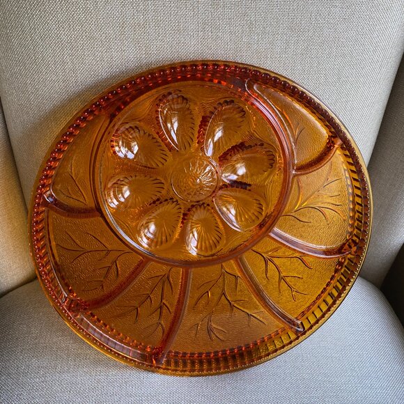 Vintage 13" Amber Indiana Glass Tree of Life deviled egg relish Tray - Picture 5 of 5